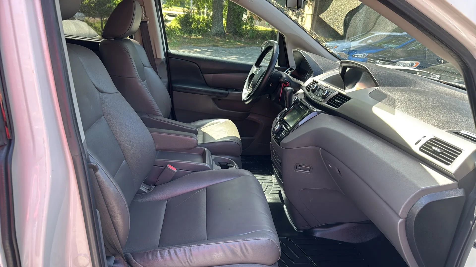 Used 2016 Honda Odyssey Touring image 12