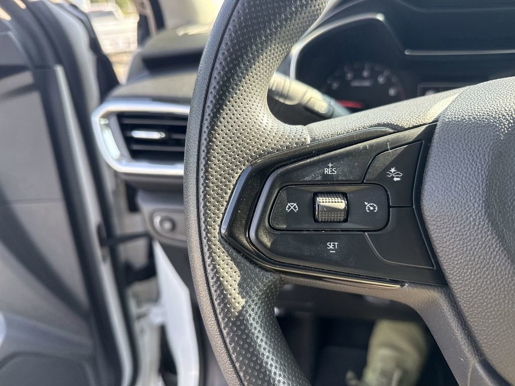 Used 2021 Chevrolet TrailBlazer LT AWD/4WD image 16