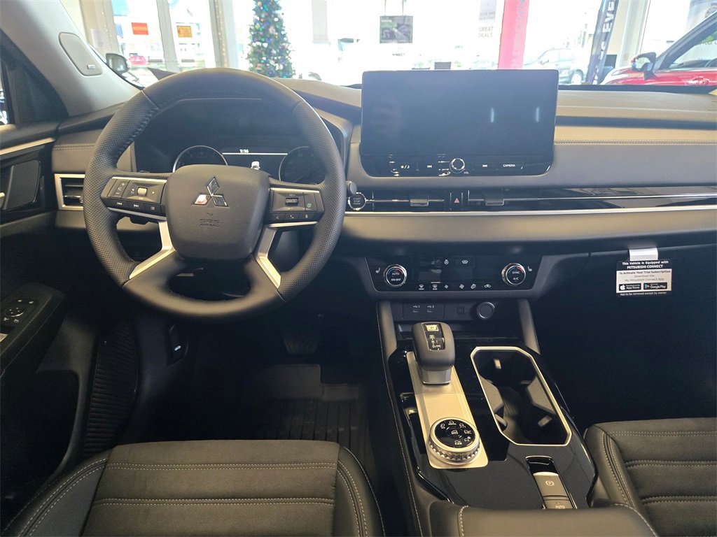 New 2026 Mitsubishi Outlander Trail Edition image 7