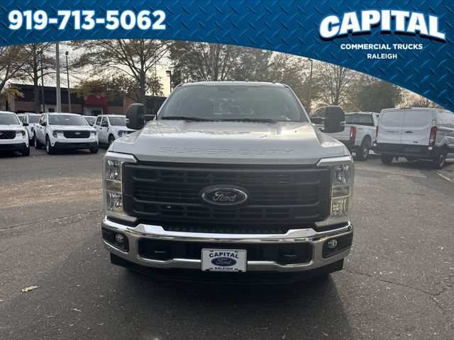New 2026 Ford F250 XL w/ XL Chrome Package RWD image 4