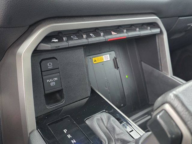 Used 2023 Toyota Tundra Limited AWD/4WD image 27