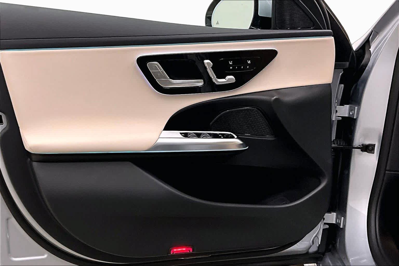 New 2026 Mercedes-Benz E 350 4MATIC Sedan image 10