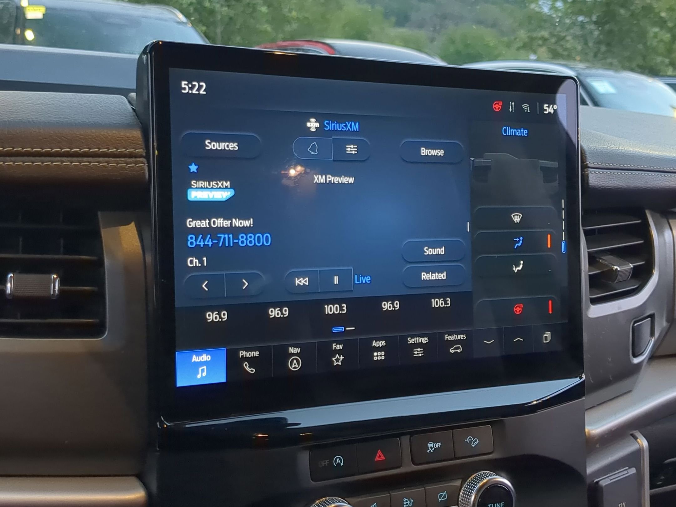 Used 2024 Ford Expedition Max XLT image 15