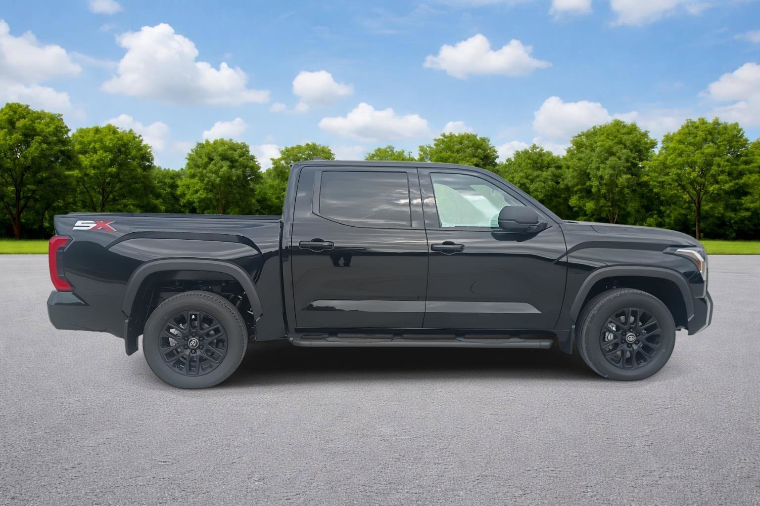 New 2026 Toyota Tundra SR5 AWD/4WD image 8