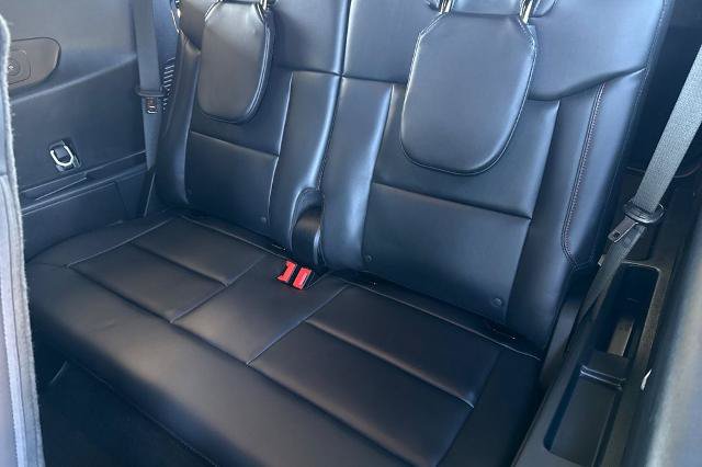 Used 2025 Ford Explorer ST-Line RWD image 23