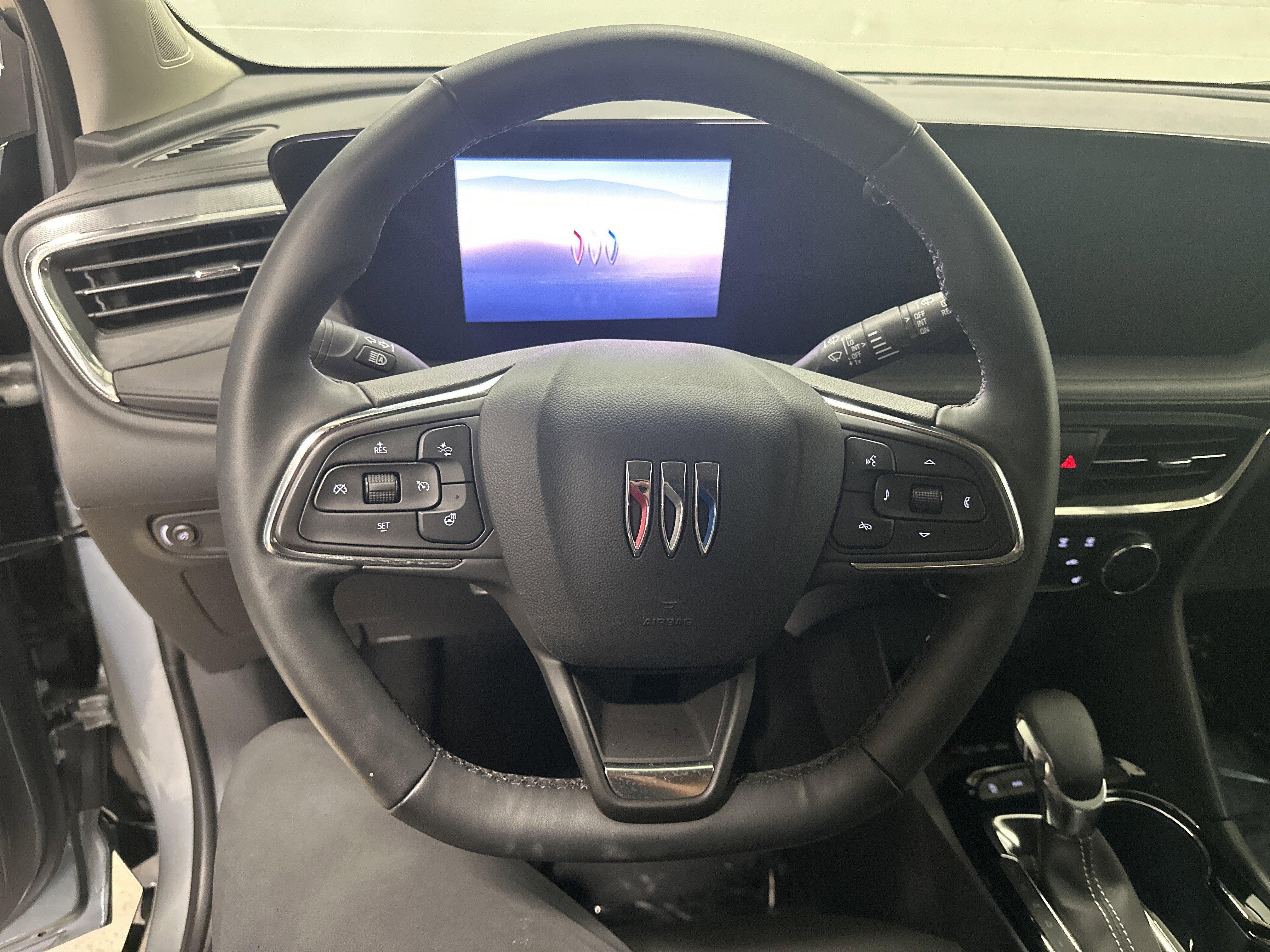 Used 2025 Buick Encore GX Sport Touring w/ Advanced Technology Package image 18