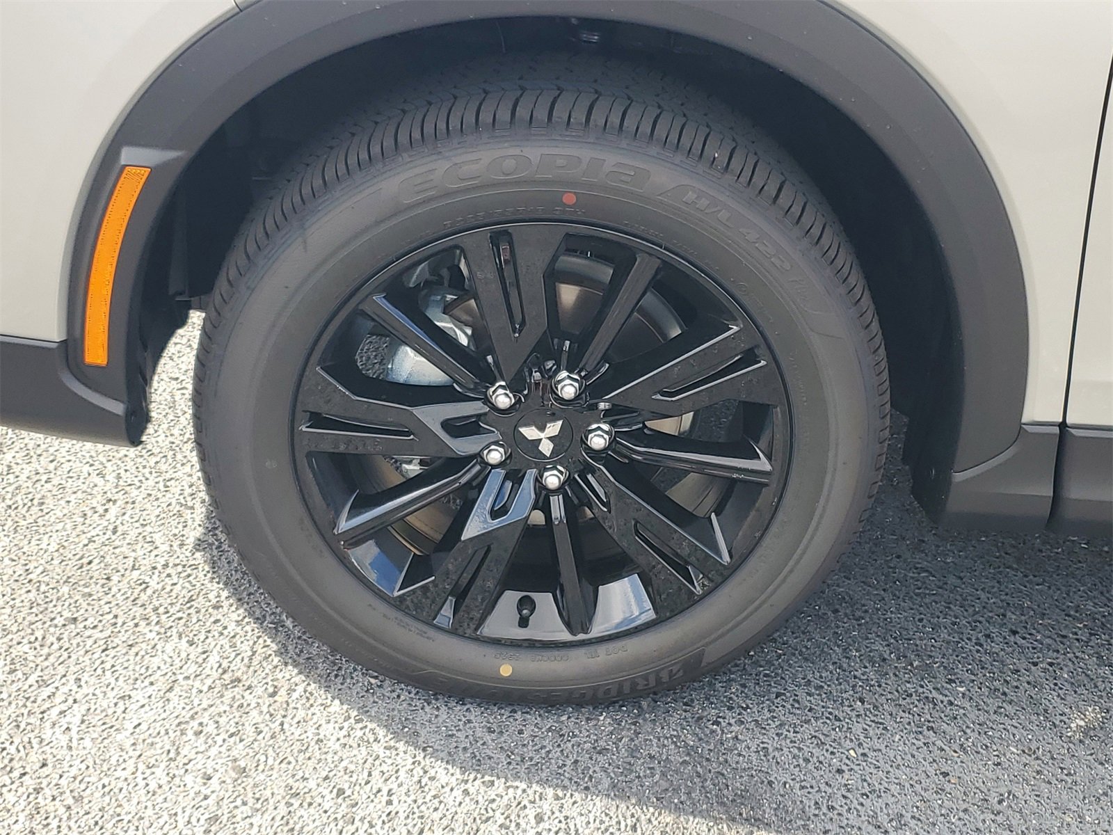 New 2025 Mitsubishi Eclipse Cross LE image 29