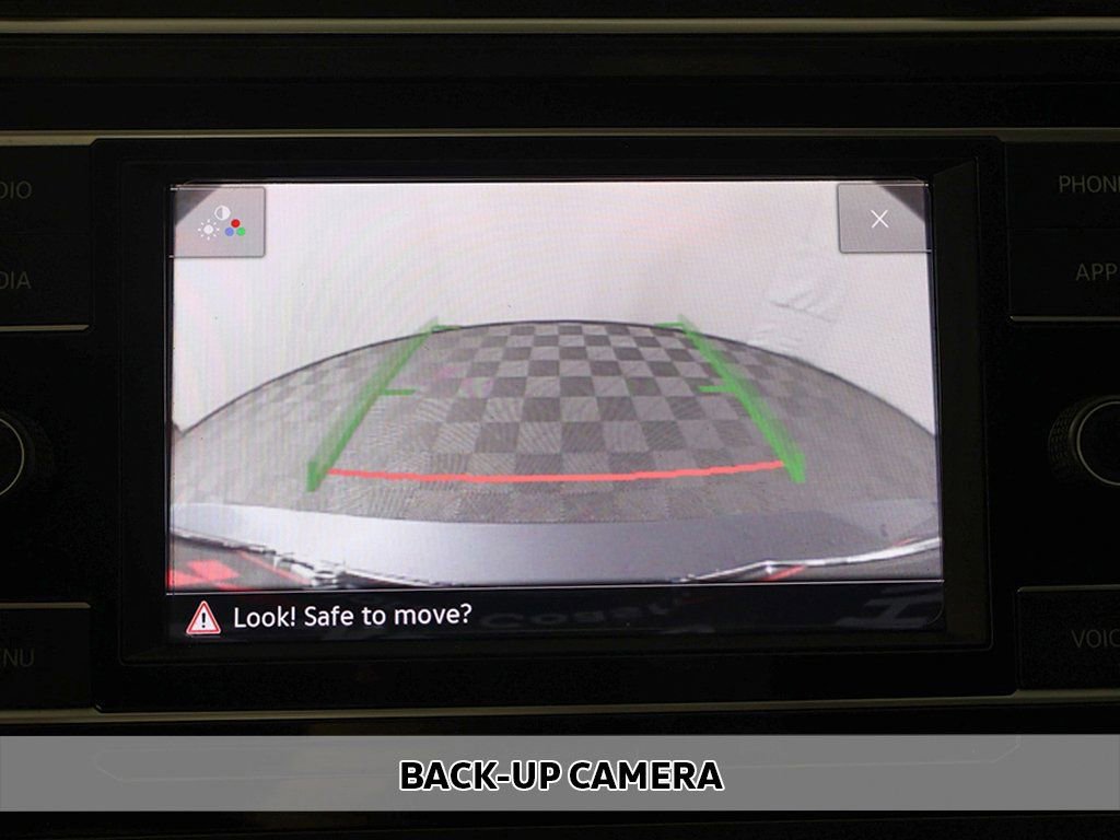 Used 2024 Volkswagen Tiguan S image 5