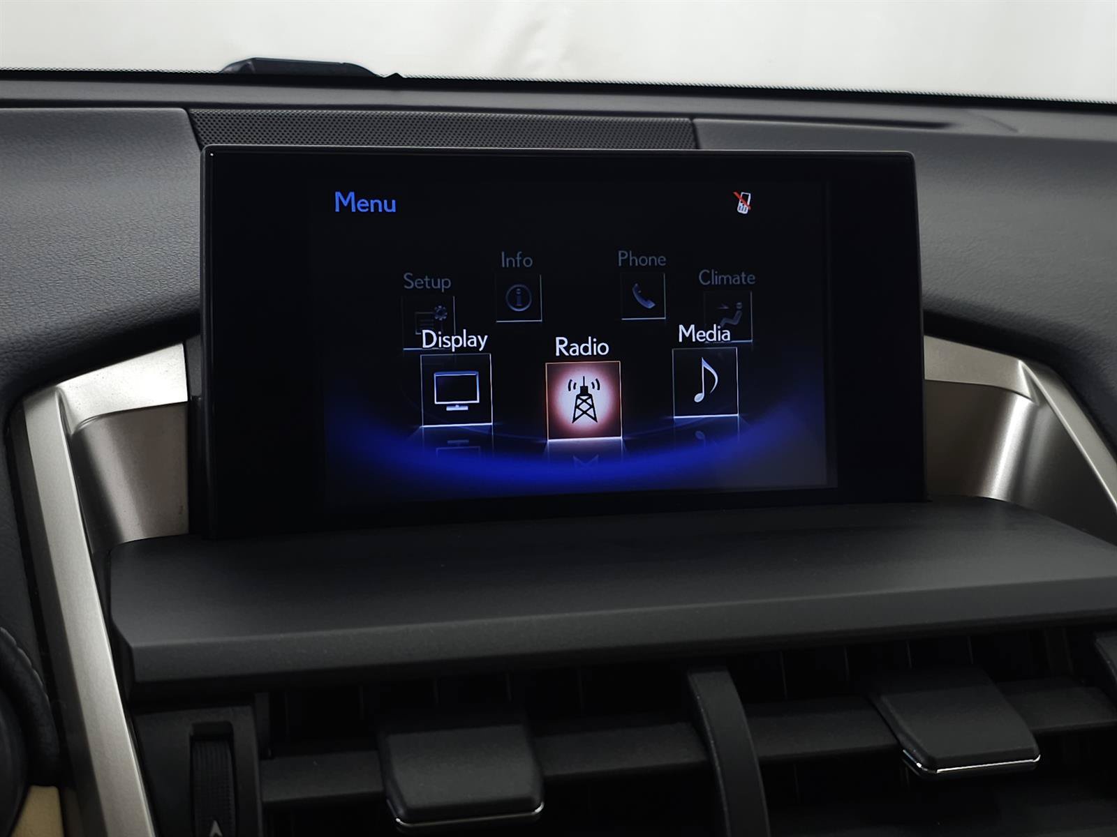 Used 2016 Lexus NX 200t AWD w/ Premium Package image 23