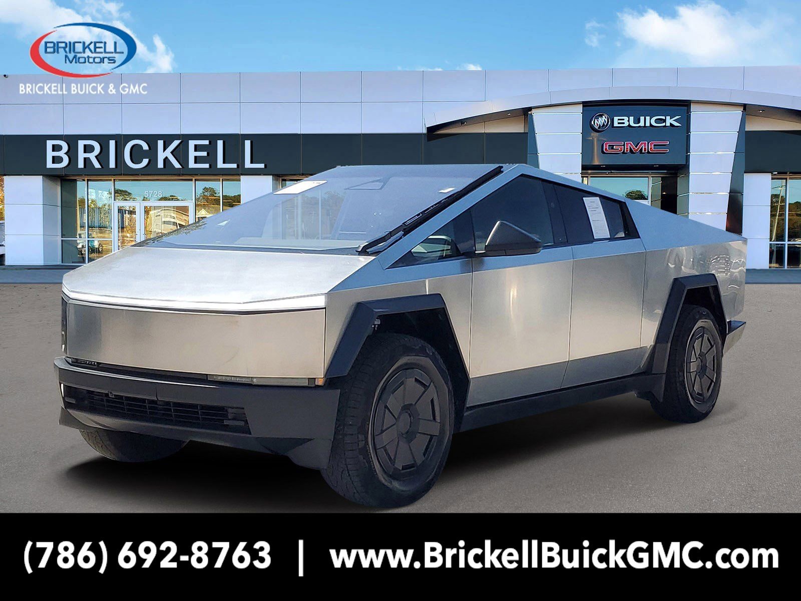 Used 2025 Tesla Cybertruck AWD Crew Cab image 1