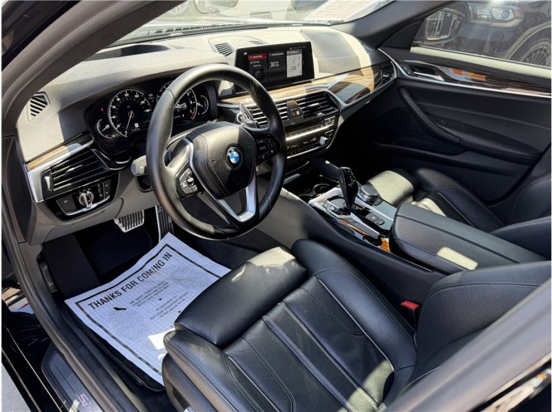 Used 2018 BMW 540i w/ Premium Package RWD image 16