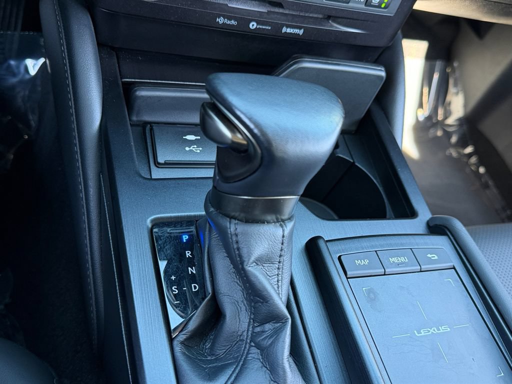 Certified 2022 Lexus ES 300h w/ Premium Package FWD image 25