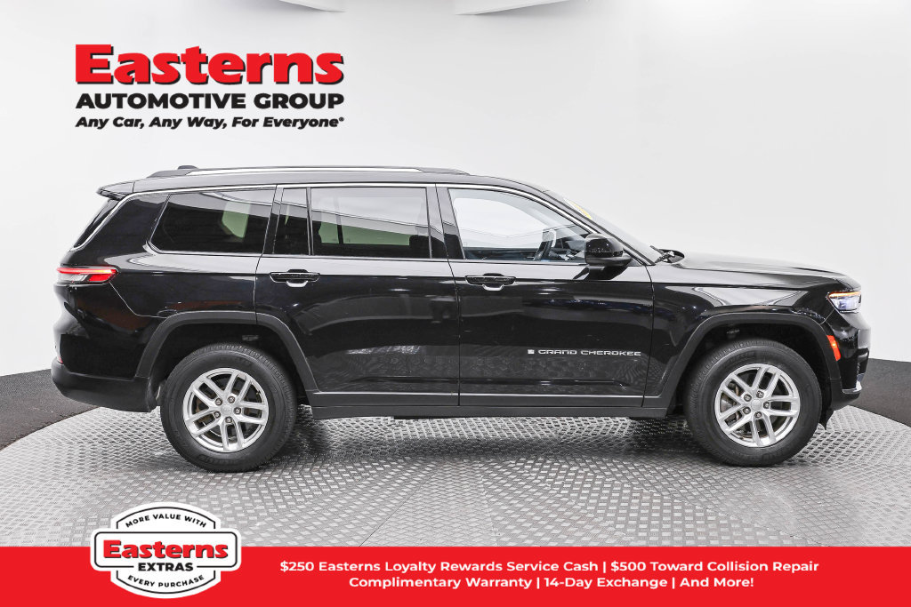 Used 2022 Jeep Grand Cherokee L Laredo w/ Luxury Tech Group I AWD/4WD image 5
