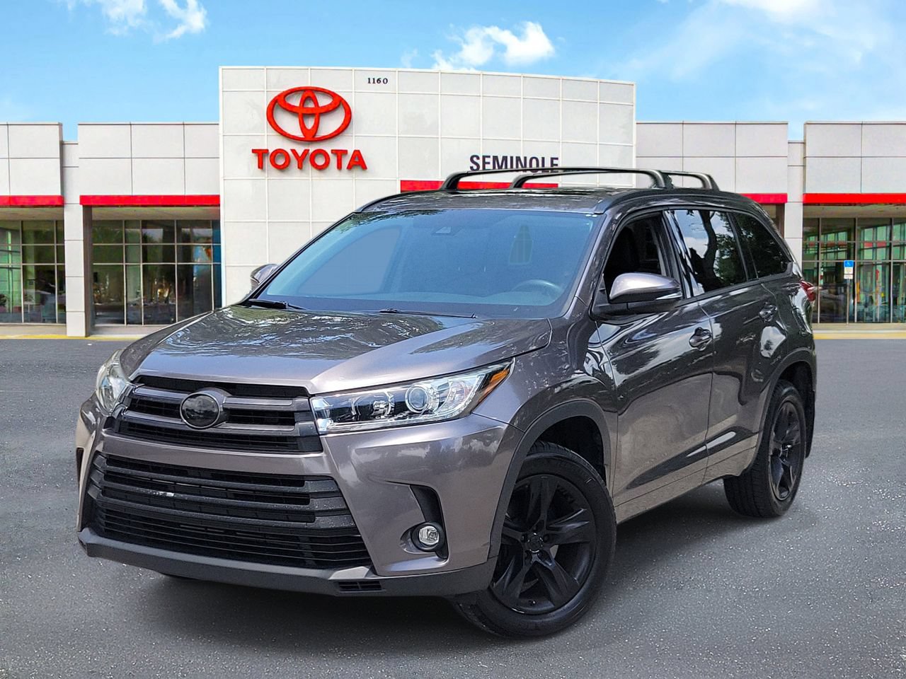 Used 2019 Toyota Highlander Limited AWD/4WD image 1