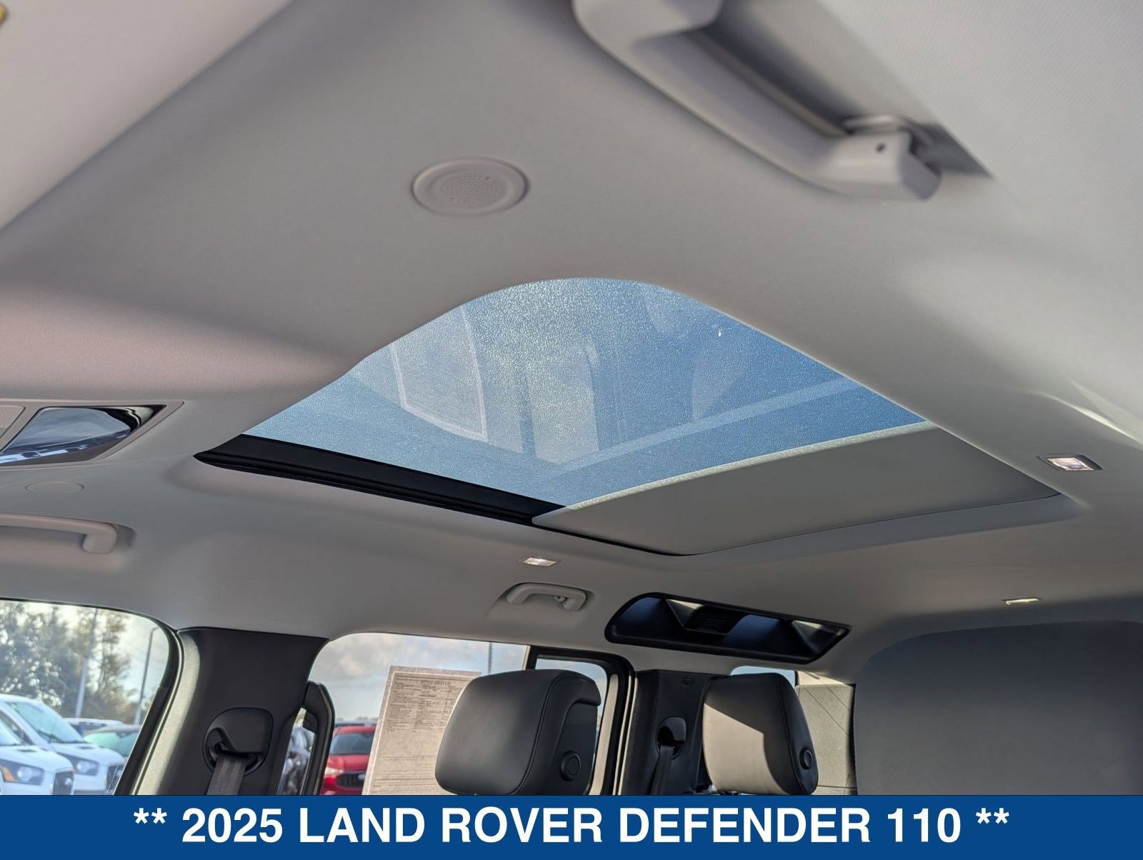 Used 2025 Land Rover Defender 110 S image 23