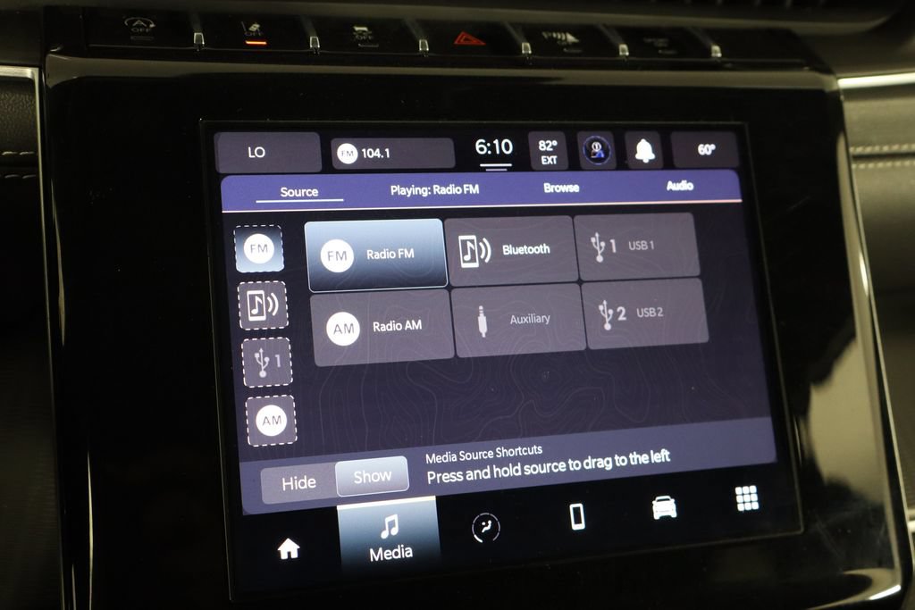 Used 2023 Jeep Grand Cherokee Laredo w/ Trailer Tow Prep Group (B) AWD/4WD image 30