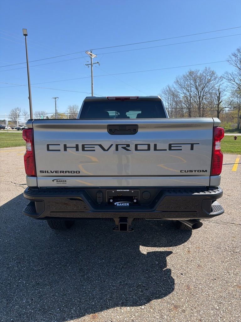 New 2026 Chevrolet Silverado 2500 Custom w/ Custom Value Package AWD/4WD image 6