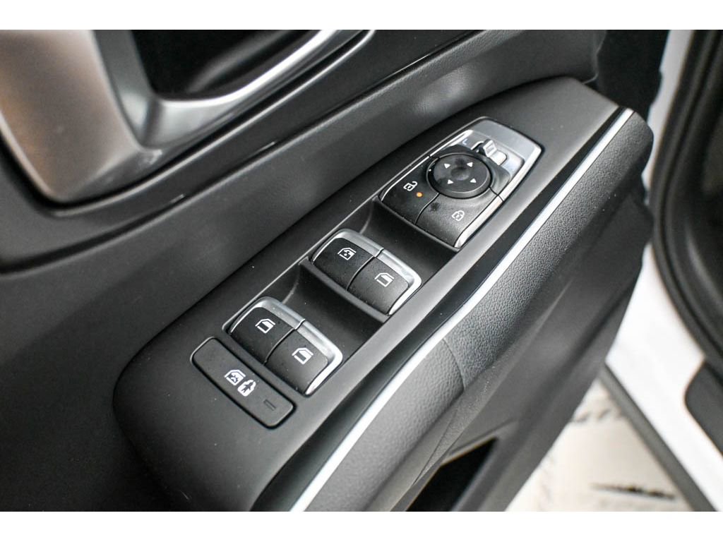 Certified 2025 Kia Sorento LX image 16