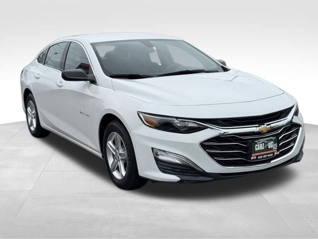 Used 2022 Chevrolet Malibu LS image 4