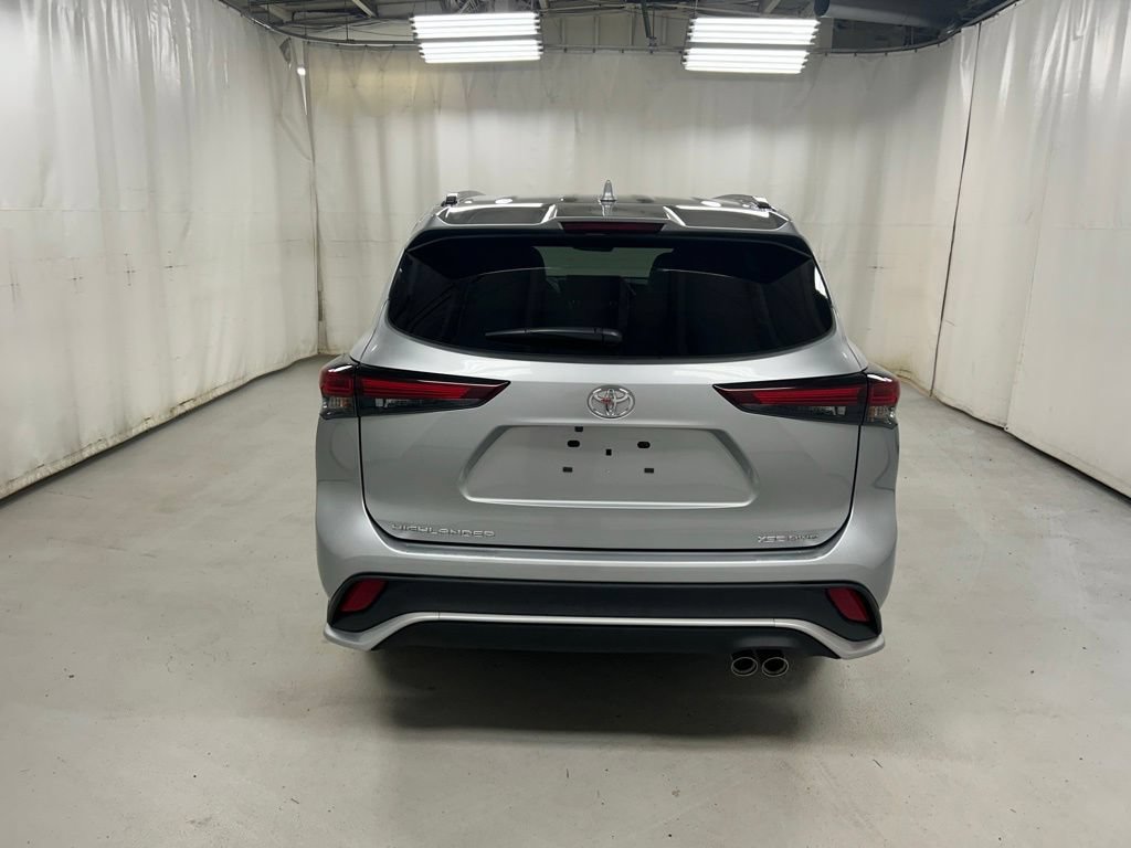 Certified 2025 Toyota Highlander XSE AWD/4WD image 6