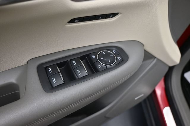Used 2022 Cadillac XT6 Premium Luxury w/ Technology Package FWD image 10