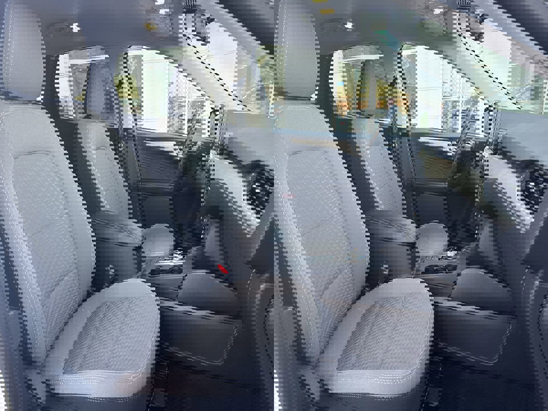 Used 2021 Ford Escape SE w/ Convenience Package image 26