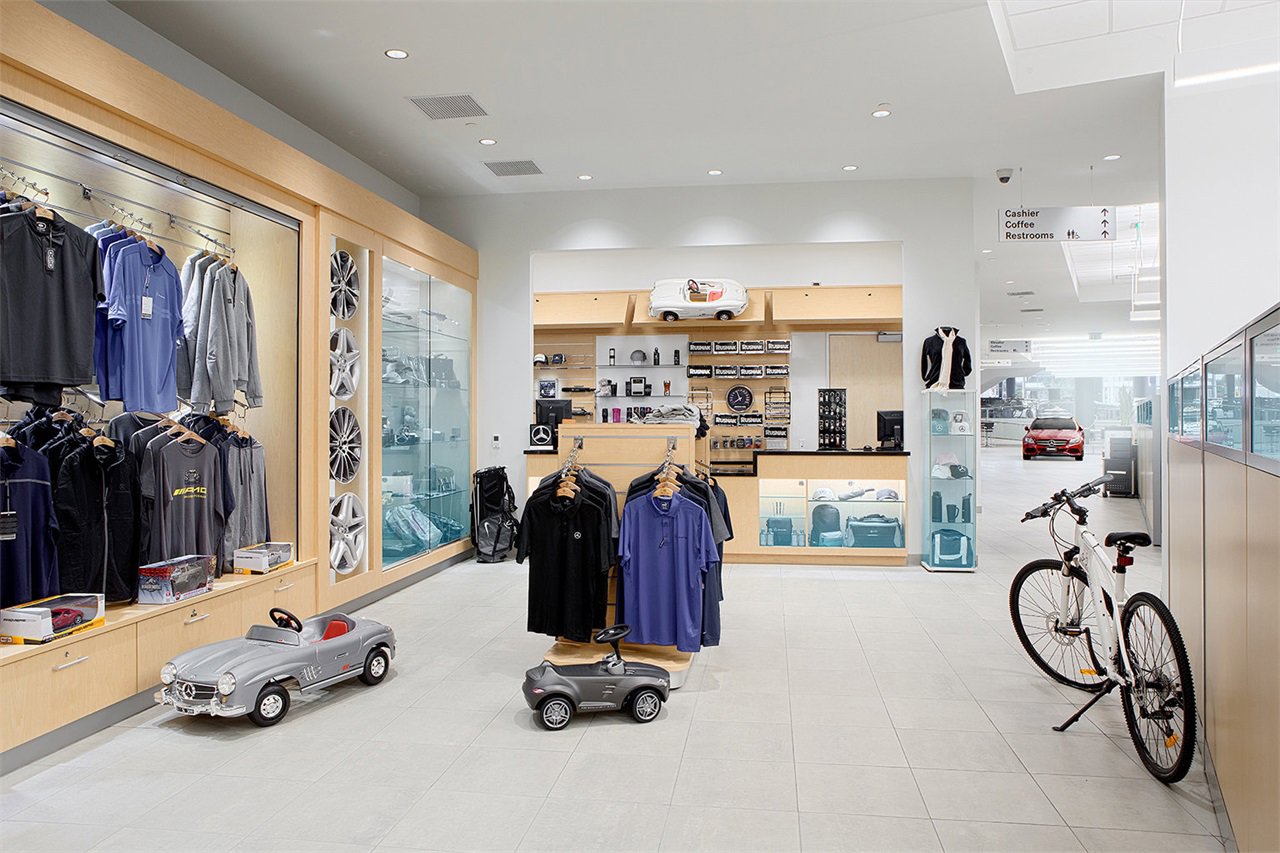 Certified 2023 Mercedes-Benz EQB 250+ image 36