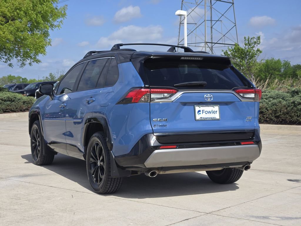 Used 2025 Toyota RAV4 XSE w/ Advanced Technology Package image 5