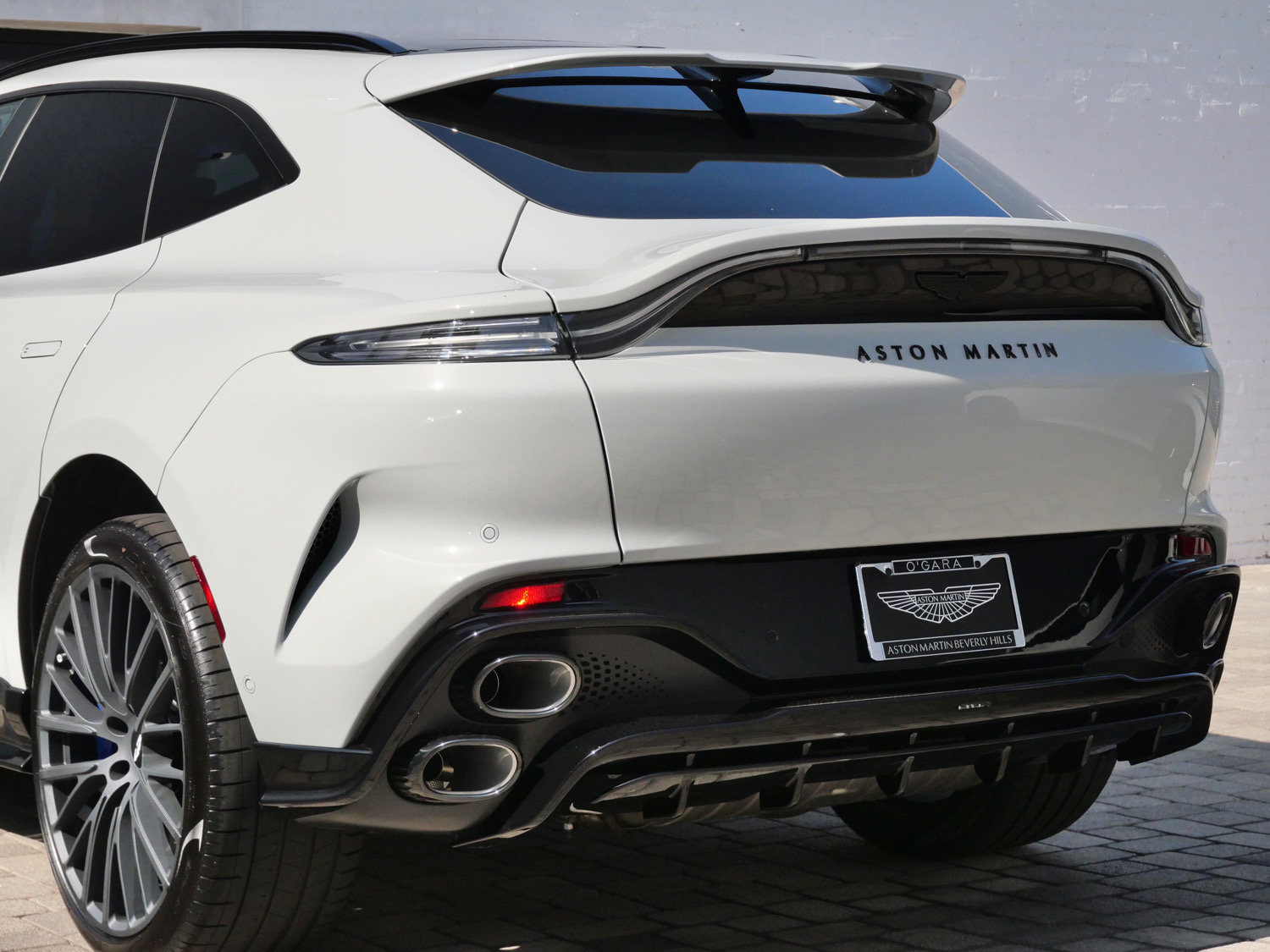 New 2026 Aston Martin DBX S AWD/4WD image 8