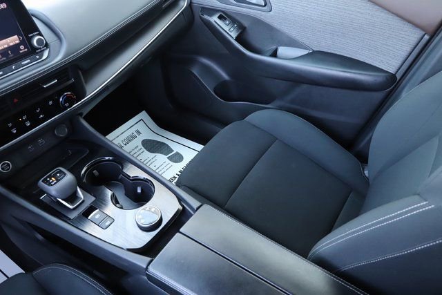 Used 2023 Nissan Rogue S image 26