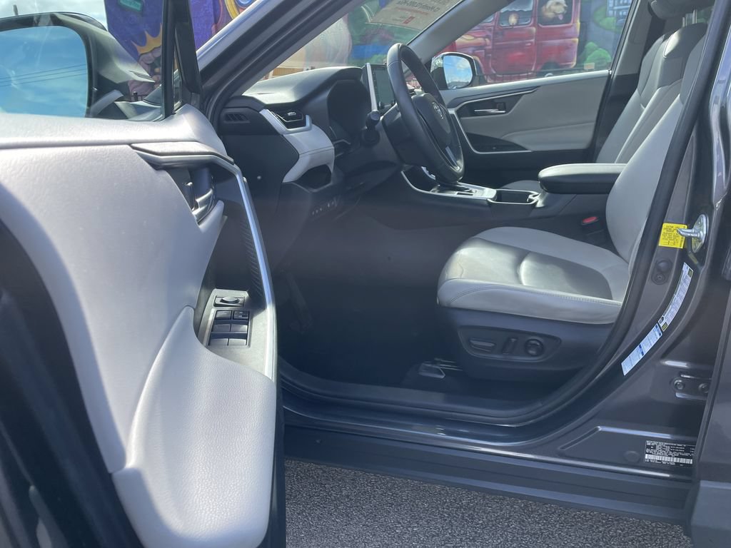 Certified 2019 Toyota RAV4 XLE Premium w/ Cold Weather Package AWD/4WD image 14