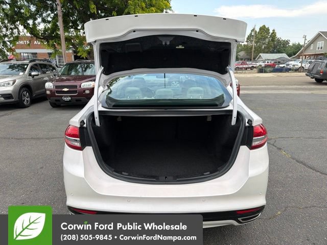 Used 2017 Ford Fusion Titanium FWD image 29