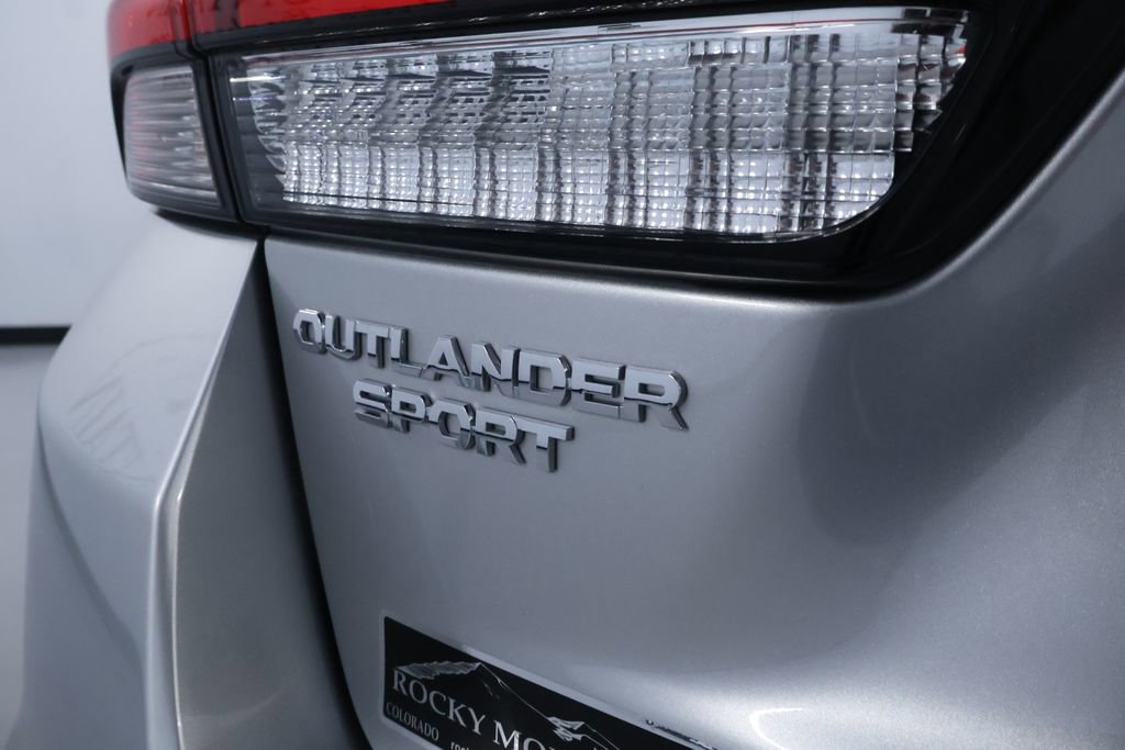 Used 2025 Mitsubishi Outlander Sport ES image 10