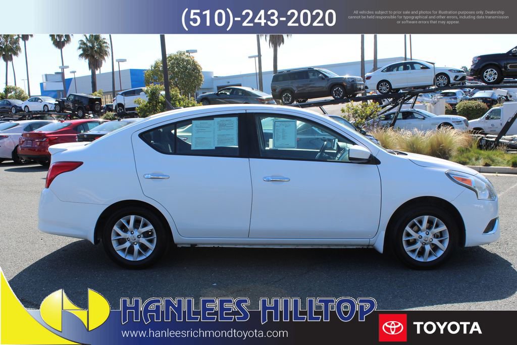 Used 2017 Nissan Versa SV w/ SV Special Edition Package image 6