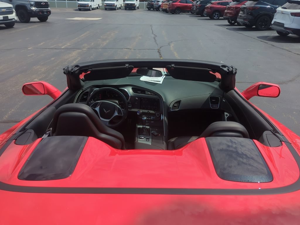 Used 2017 Chevrolet Corvette Stingray Convertible w/ 1LT RWD image 16