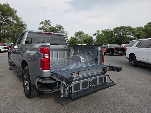 Used 2026 Chevrolet Silverado 1500 LT w/ LPO, Liner Protection Package AWD/4WD image 30