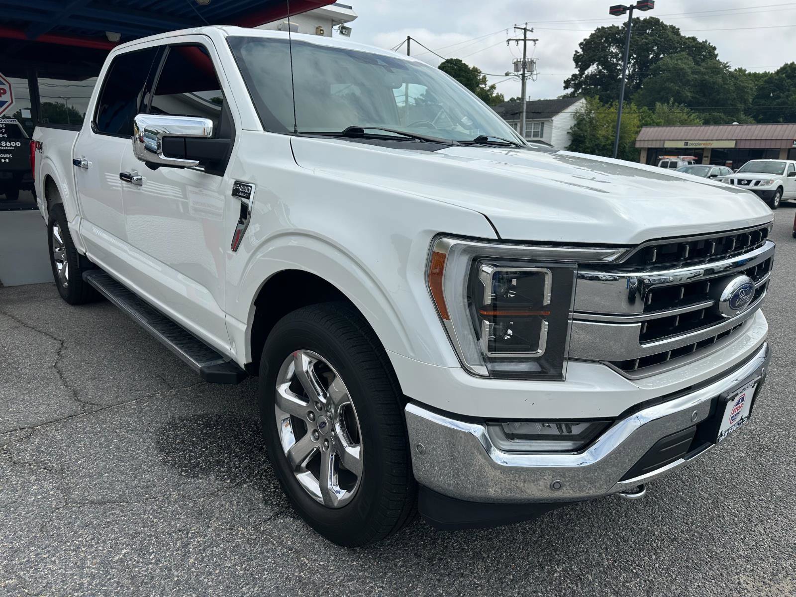 Used 2021 Ford F150 Lariat w/ Equipment Group 502A High image 4