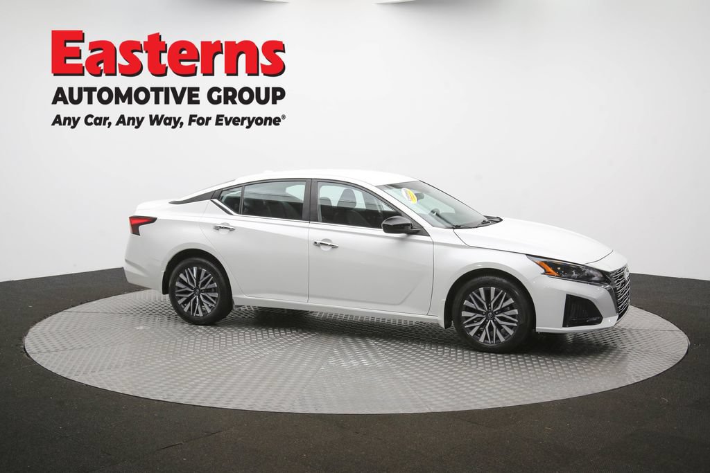 Used 2023 Nissan Altima 2.5 SV AWD/4WD image 62