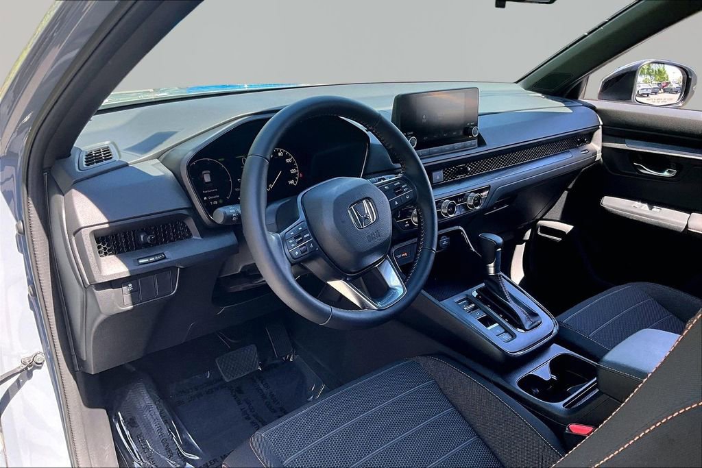 Used 2025 Honda CR-V Sport image 14