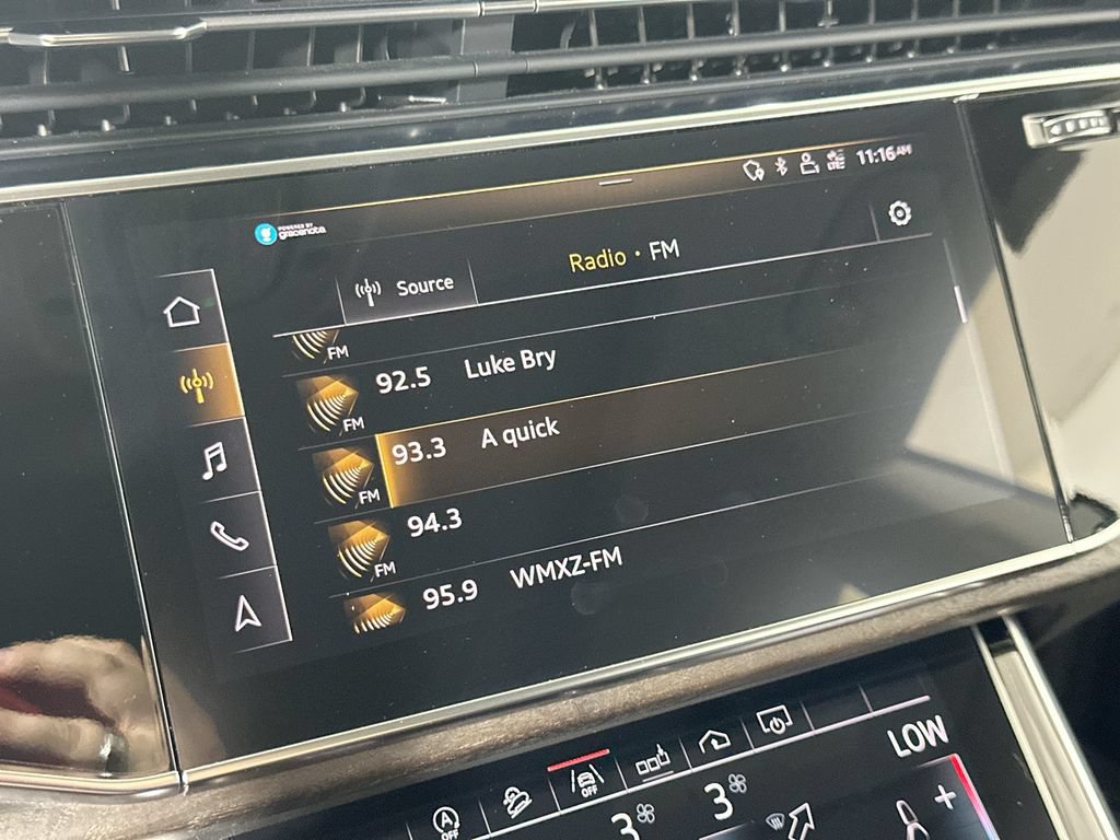 Used 2019 Audi Q8 Premium Plus AWD/4WD image 31