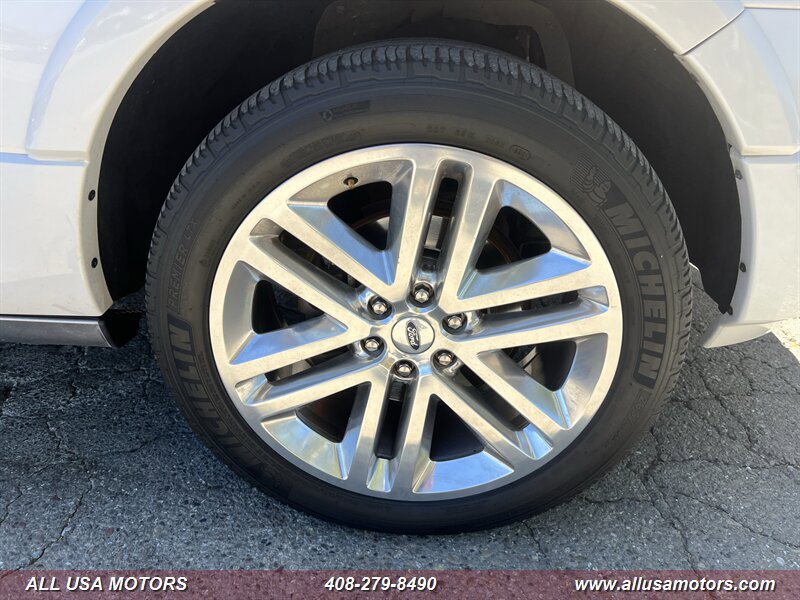 Used 2015 Ford Expedition Platinum AWD/4WD image 16