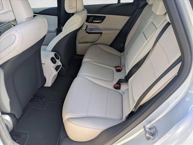 New 2027 Mercedes-Benz GLC 300 image 16