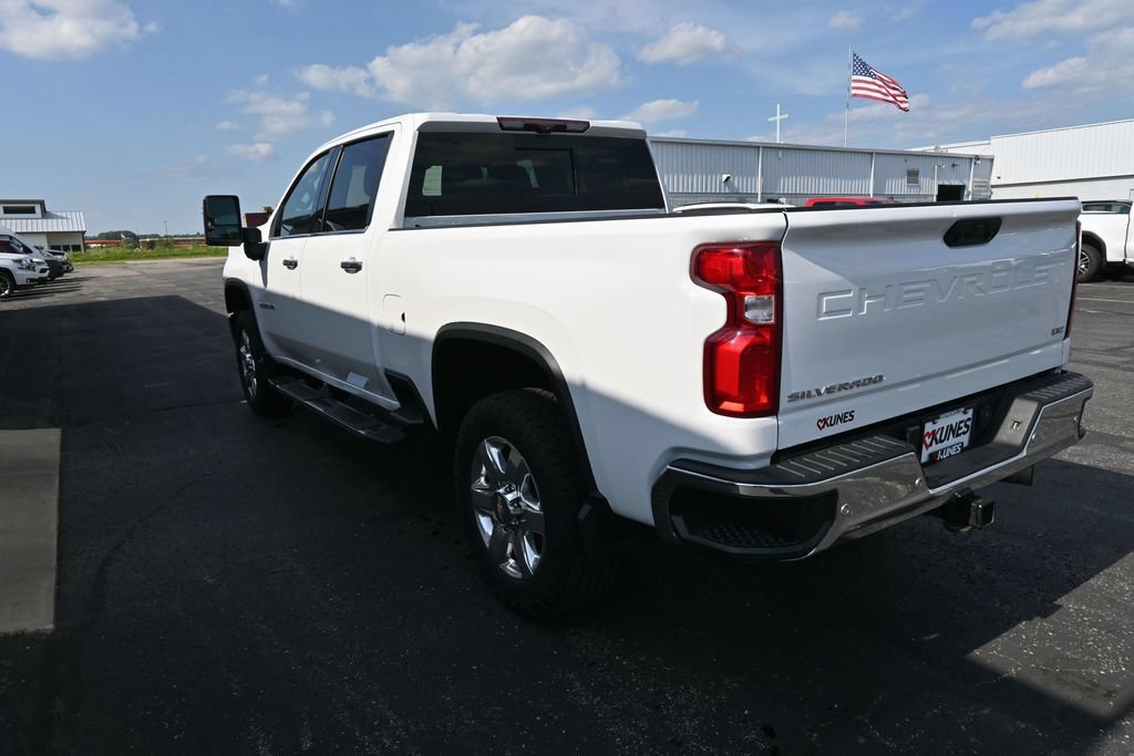 Used 2021 Chevrolet Silverado 2500 LTZ w/ LTZ Premium Package AWD/4WD image 39