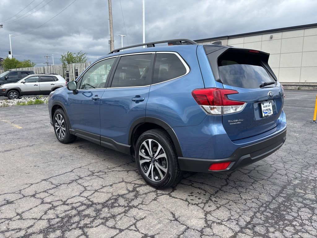 Used 2024 Subaru Forester Limited AWD/4WD image 5
