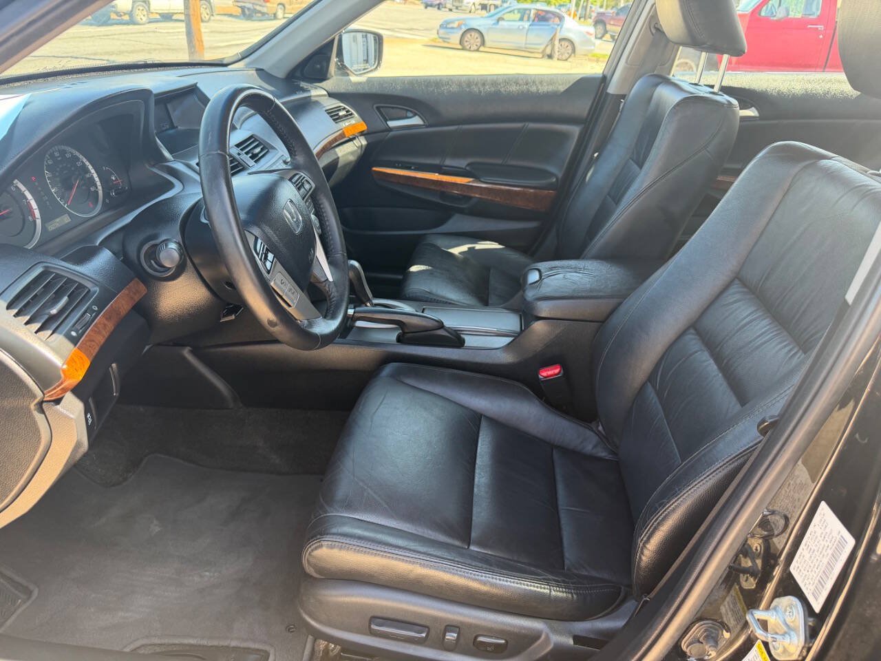 Used 2012 Honda Accord EX-L image 9