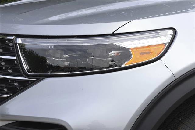Used 2022 Ford Explorer XLT w/ Class IV Trailer Tow Package AWD/4WD image 10
