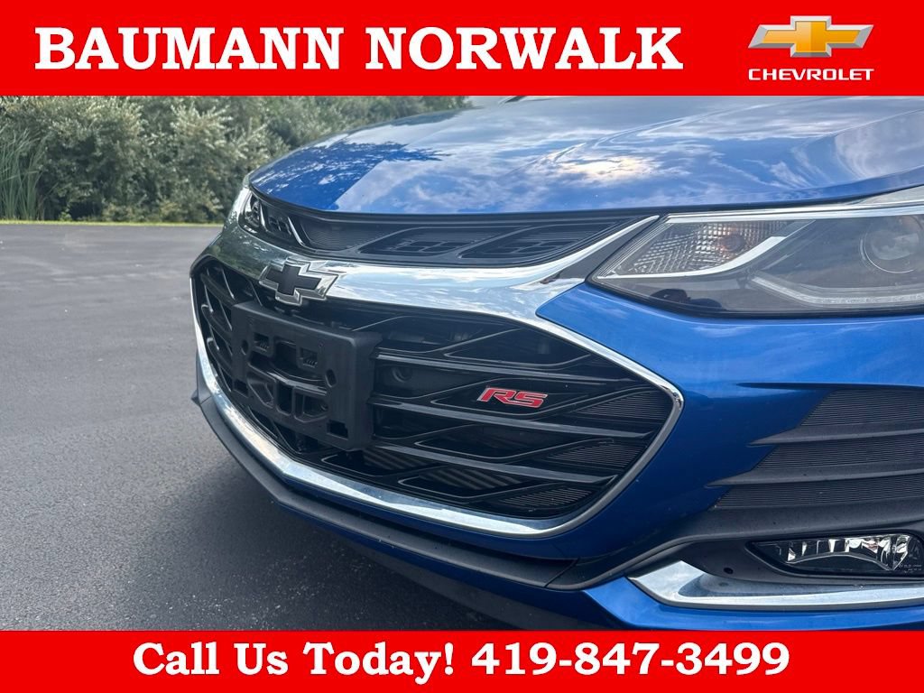 Used 2019 Chevrolet Cruze LT w/ Convenience Package FWD image 13