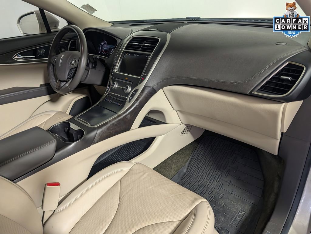 Used 2017 Lincoln MKX Reserve w/ Lincoln MKX Climate Package image 12