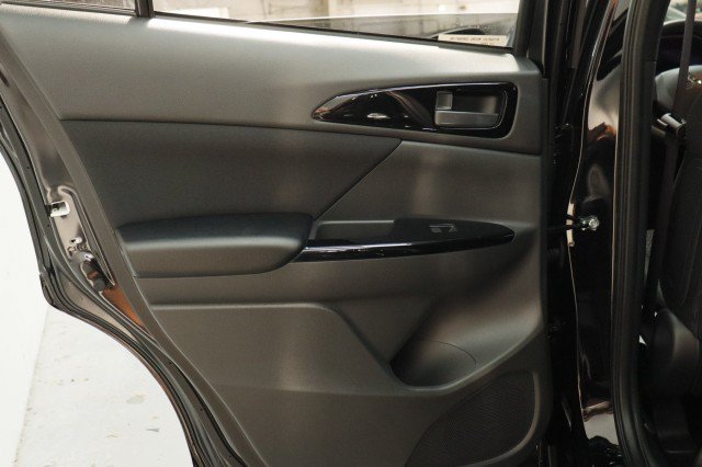 New 2026 Mitsubishi Eclipse Cross LE AWD/4WD image 25