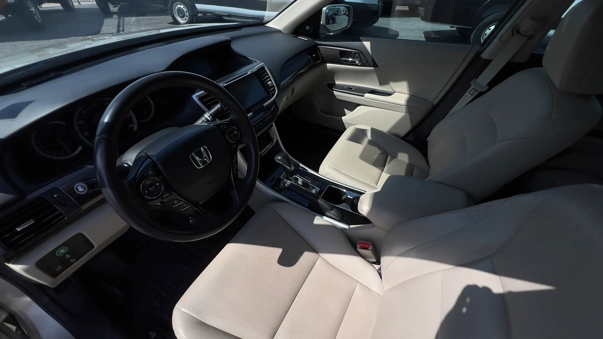 Used 2016 Honda Accord EX-L image 20